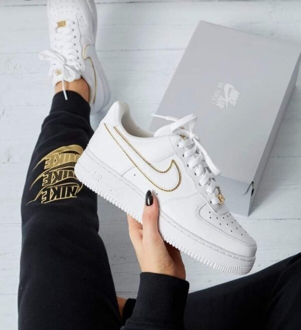 Nike Air Force Branco/Ouro